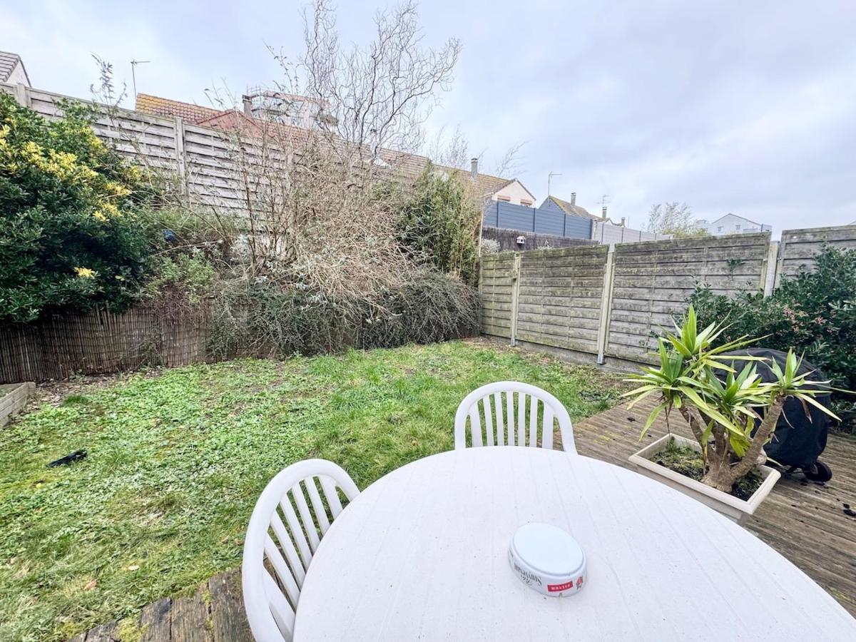 Apartment Lescalevintage- Balneo - Jardin - Proche Calais